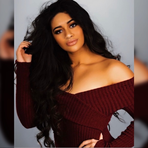 Charlotte Russe Sweater Dress - Picture 4 of 4